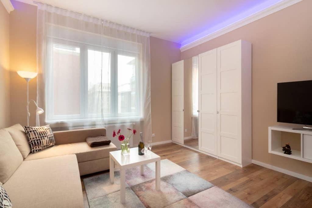 Nice And Cozy Apartment Next To The Parliament Budapest Exterior photo